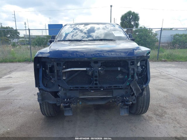 Ford F-250 Lariat