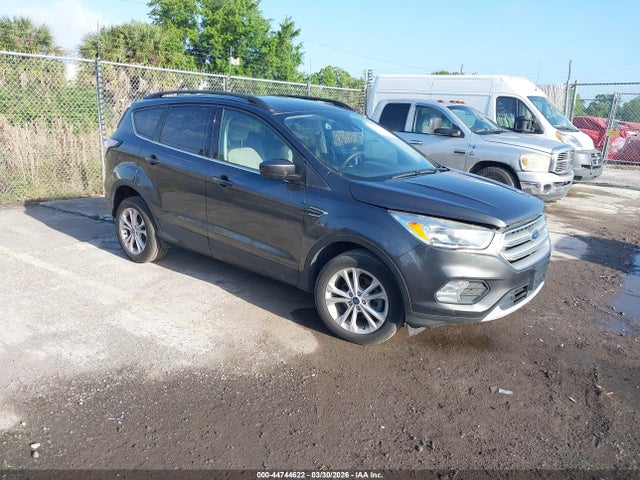 Salvage Ford Escape Image