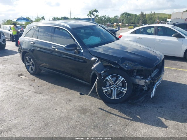 Salvage Mercedes-Benz GLC Image