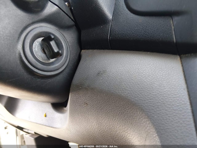 Nissan Nv