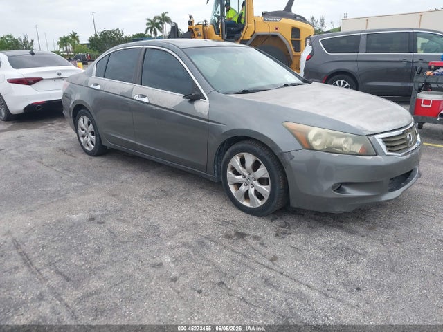 Salvage Honda Accord Image