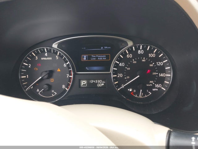 Nissan Pathfinder Platinum