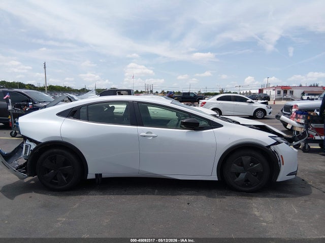 Toyota Prius Le