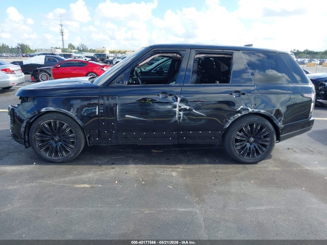 Land Rover Range Rover P525 Hse