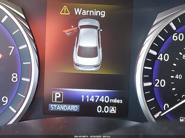 INFINITI Q50 Premium