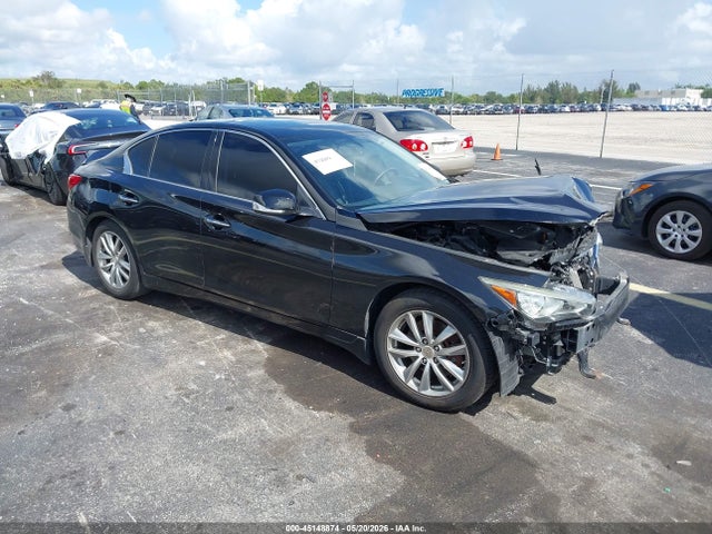 Salvage INFINITI Q50 Image