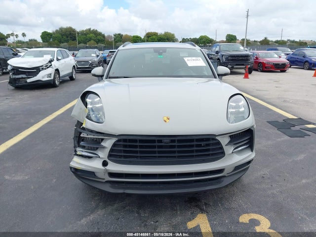 Porsche Macan S