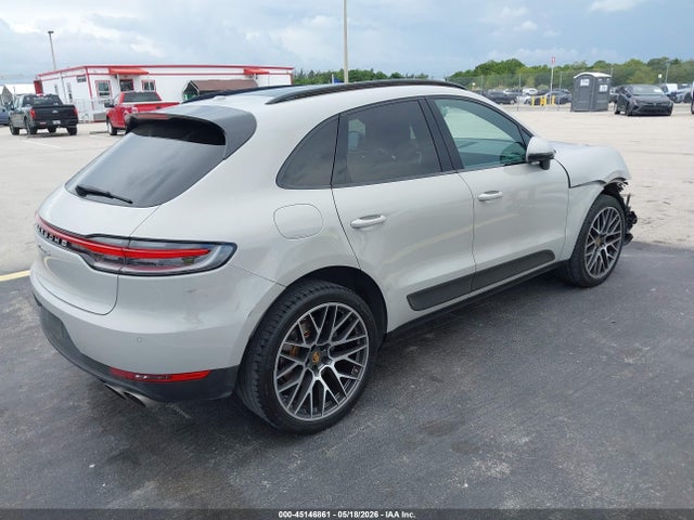 Porsche Macan S