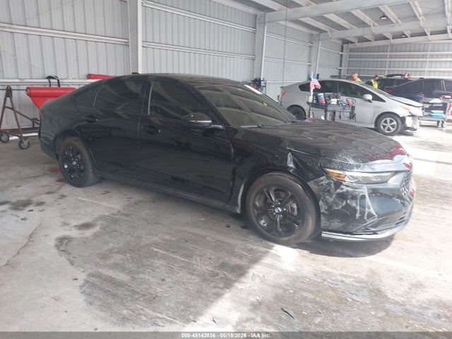 Salvage Honda Accord Image