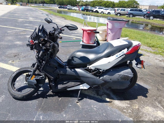 Yamaha Czd300 A
