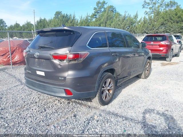 Toyota Highlander Xle V6