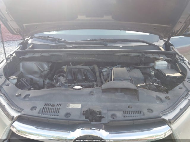 Toyota Highlander Xle V6