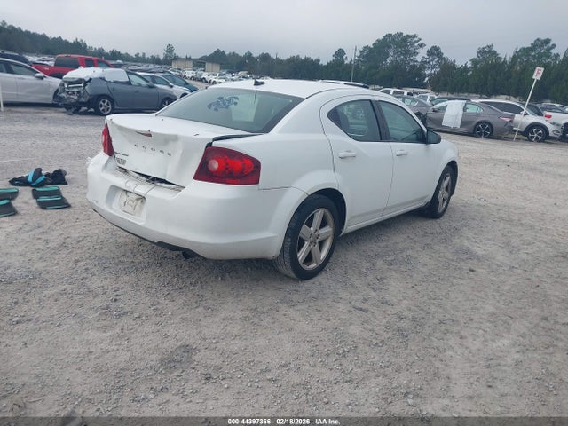Dodge Avenger Se
