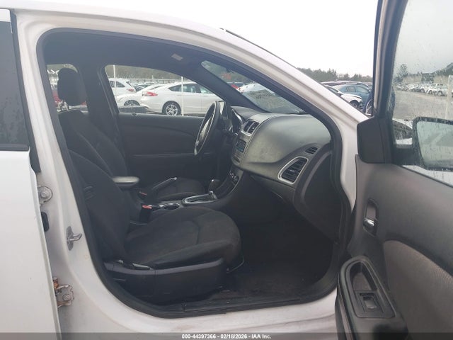 Dodge Avenger Se