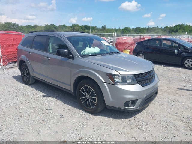 Salvage Dodge Journey Image