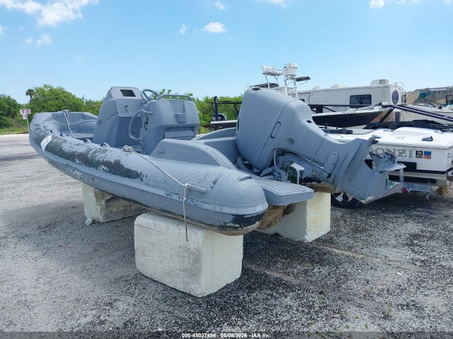 Other Highfield Sport 560 Hypalon 18