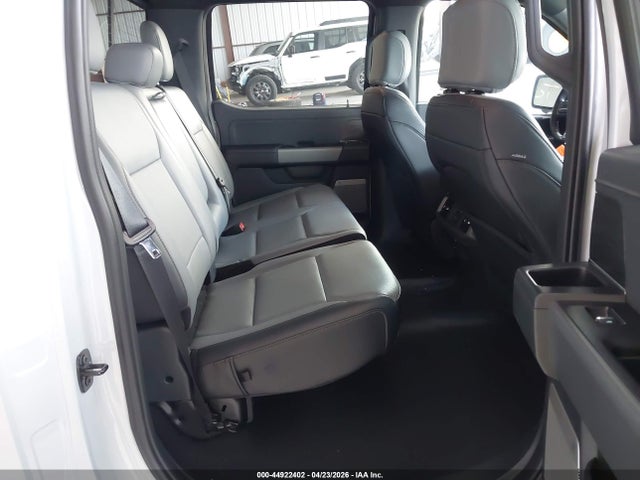 Ford F-150 Lariat