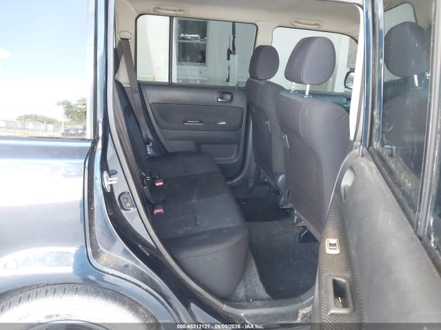 Scion xB