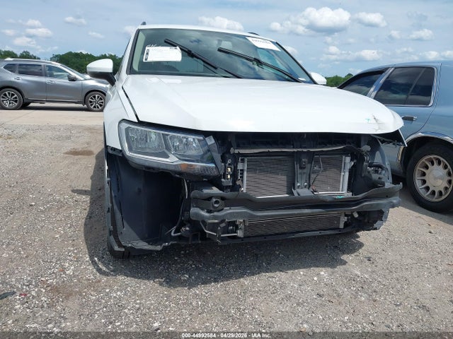 Volkswagen Tiguan 2.0t S