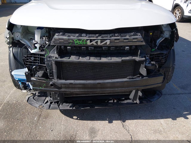 Kia Soul Lx