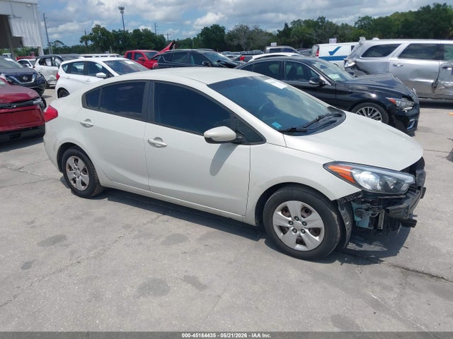 Salvage Kia Forte Image