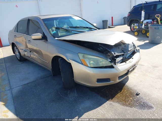 Salvage Honda Accord Image