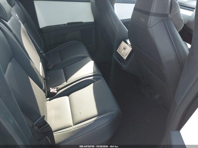 Tesla Cybertruck All-wheel Drive