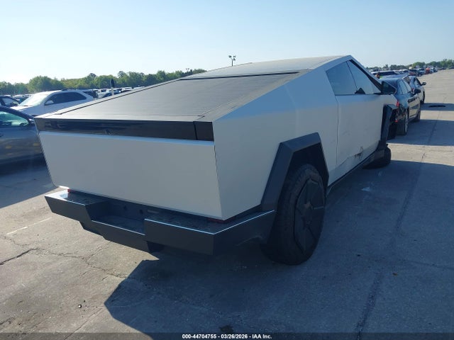 Tesla Cybertruck All-wheel Drive