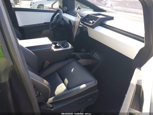 Tesla Cybertruck All-wheel Drive