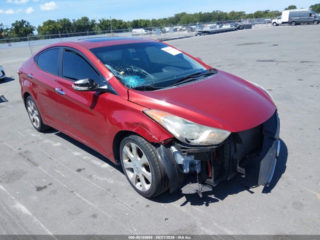Salvage Hyundai ELANTRA Image