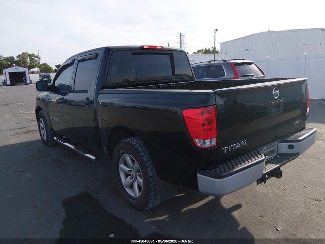 Nissan Titan S