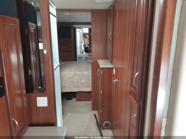 Freightliner Chassis X Line Motor Home