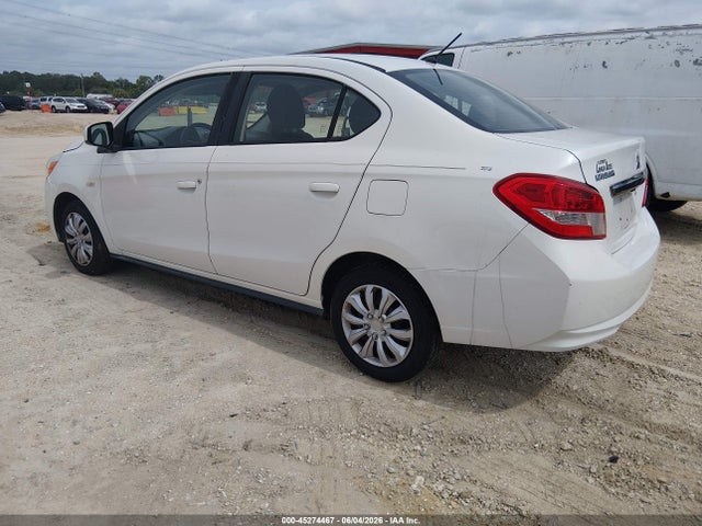 Mitsubishi Mirage Es