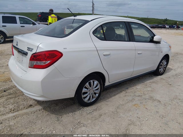 Mitsubishi Mirage Es