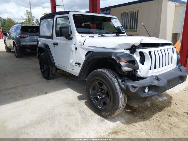 Salvage Jeep Wrangler Image