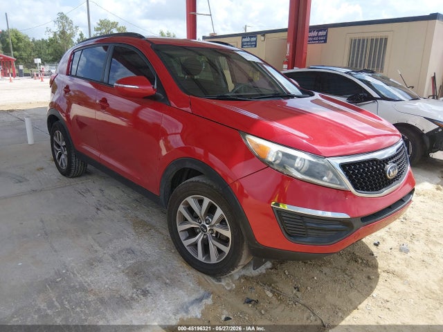 Salvage Kia Sportage Image