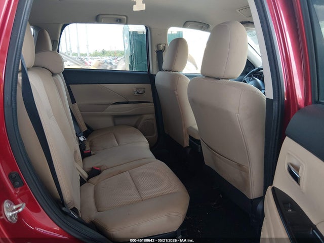Mitsubishi Outlander Se