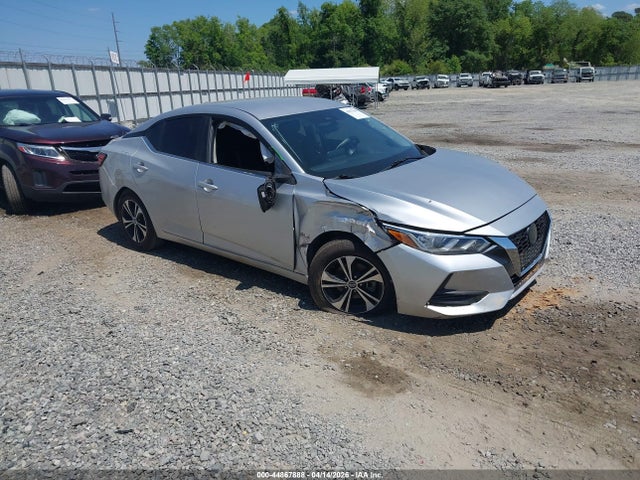Salvage Nissan Sentra Image
