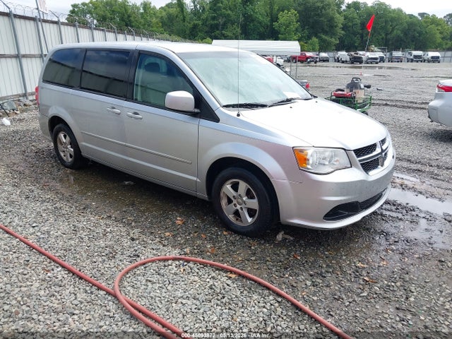 Salvage Dodge Grand Caravan Image