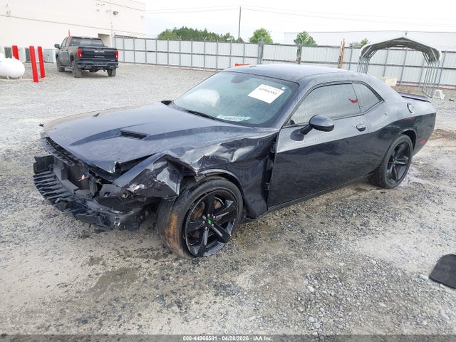 Dodge Challenger Sxt