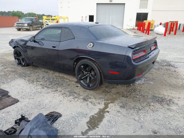 Dodge Challenger Sxt