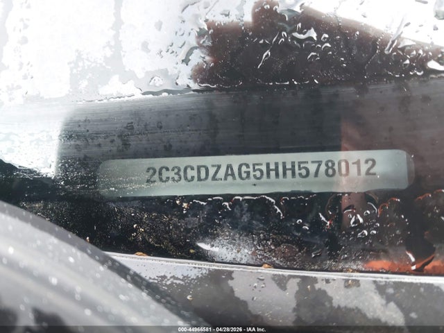 Dodge Challenger Sxt