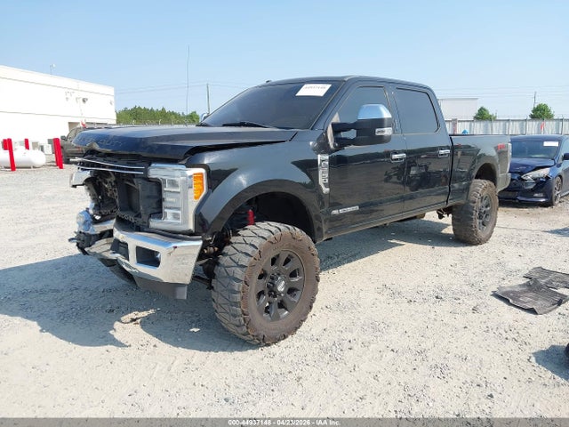 Ford F-250 Lariat