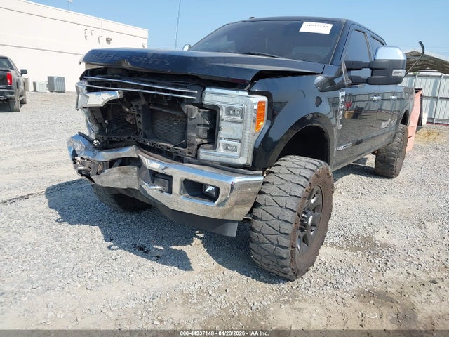 Ford F-250 Lariat