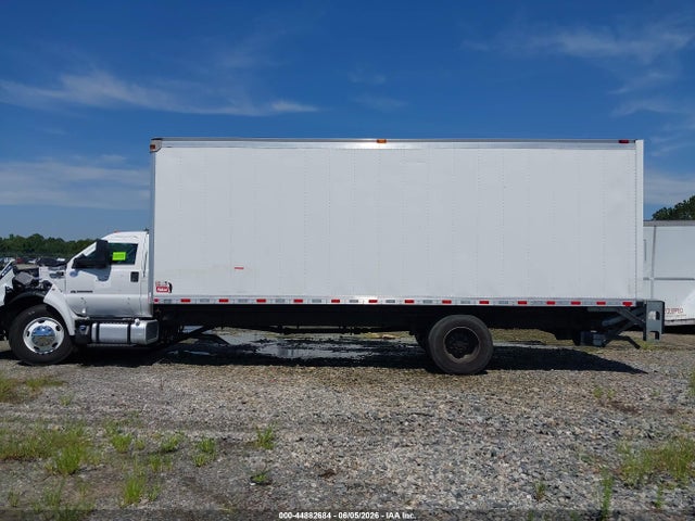 Ford F-750 Diesel