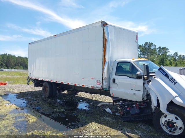 Ford F-750 Diesel