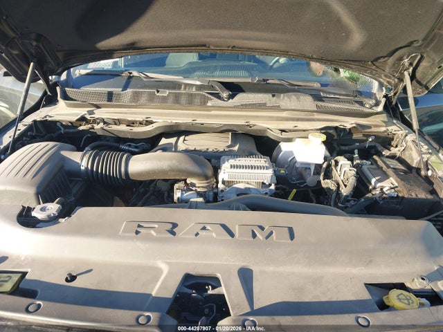 Ram 1500 Big Horn  4x4 5'7 Box