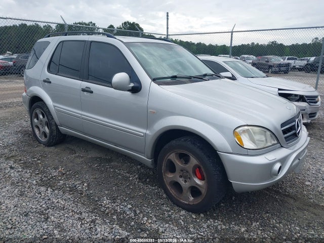 Salvage Mercedes-Benz M-Class Image