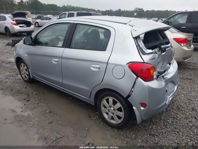 Mitsubishi Mirage Es