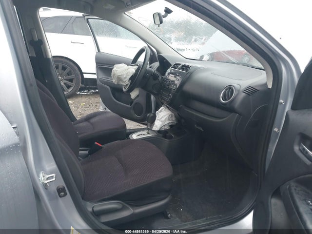 Mitsubishi Mirage Es